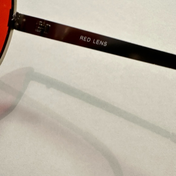 Tyler Durden Sunglasses Shades Fight Club NEW Oliver Peoples 523 Brad Pitt Red - Picture 13 of 16